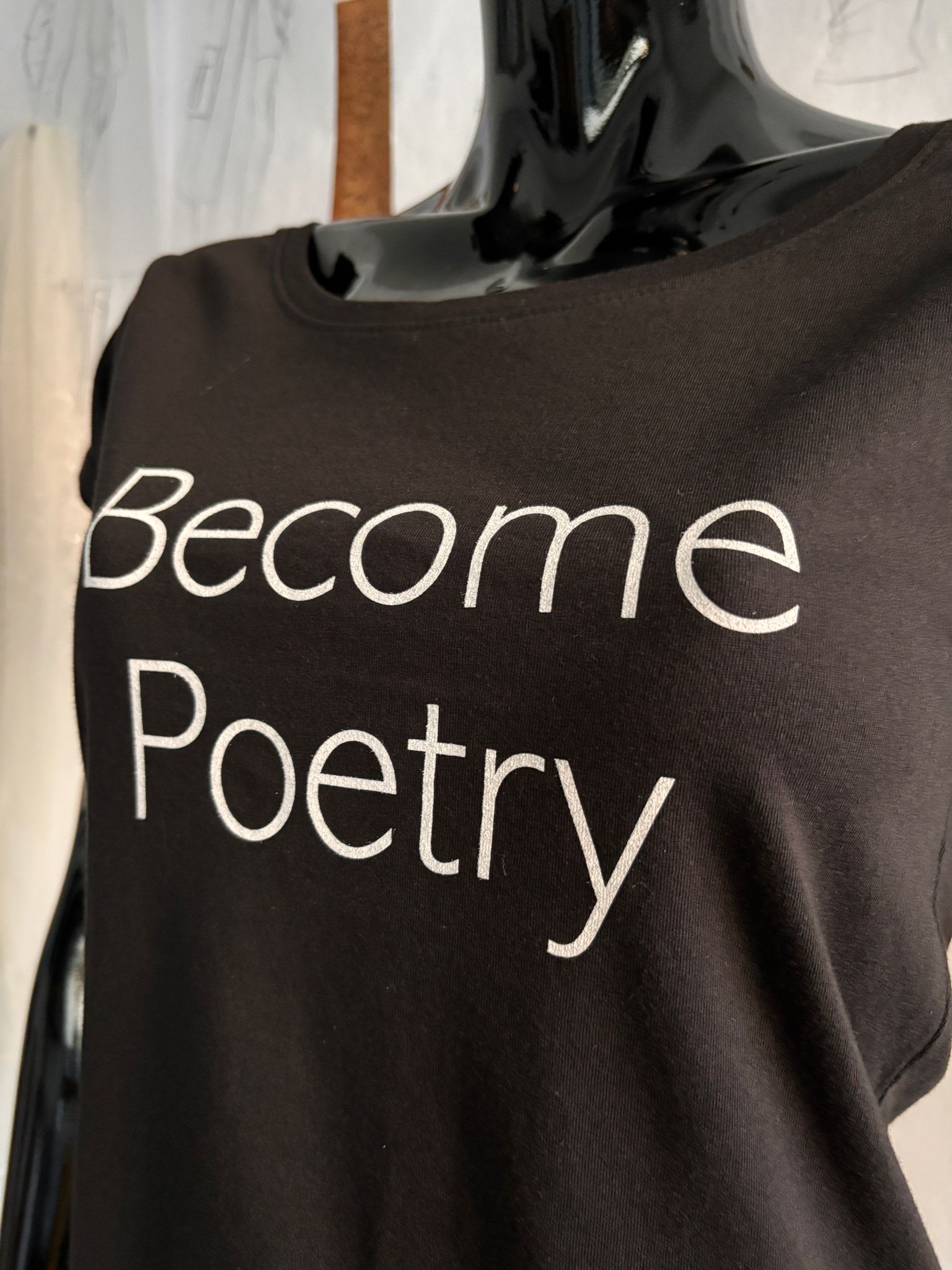 Tricou Become Poetry