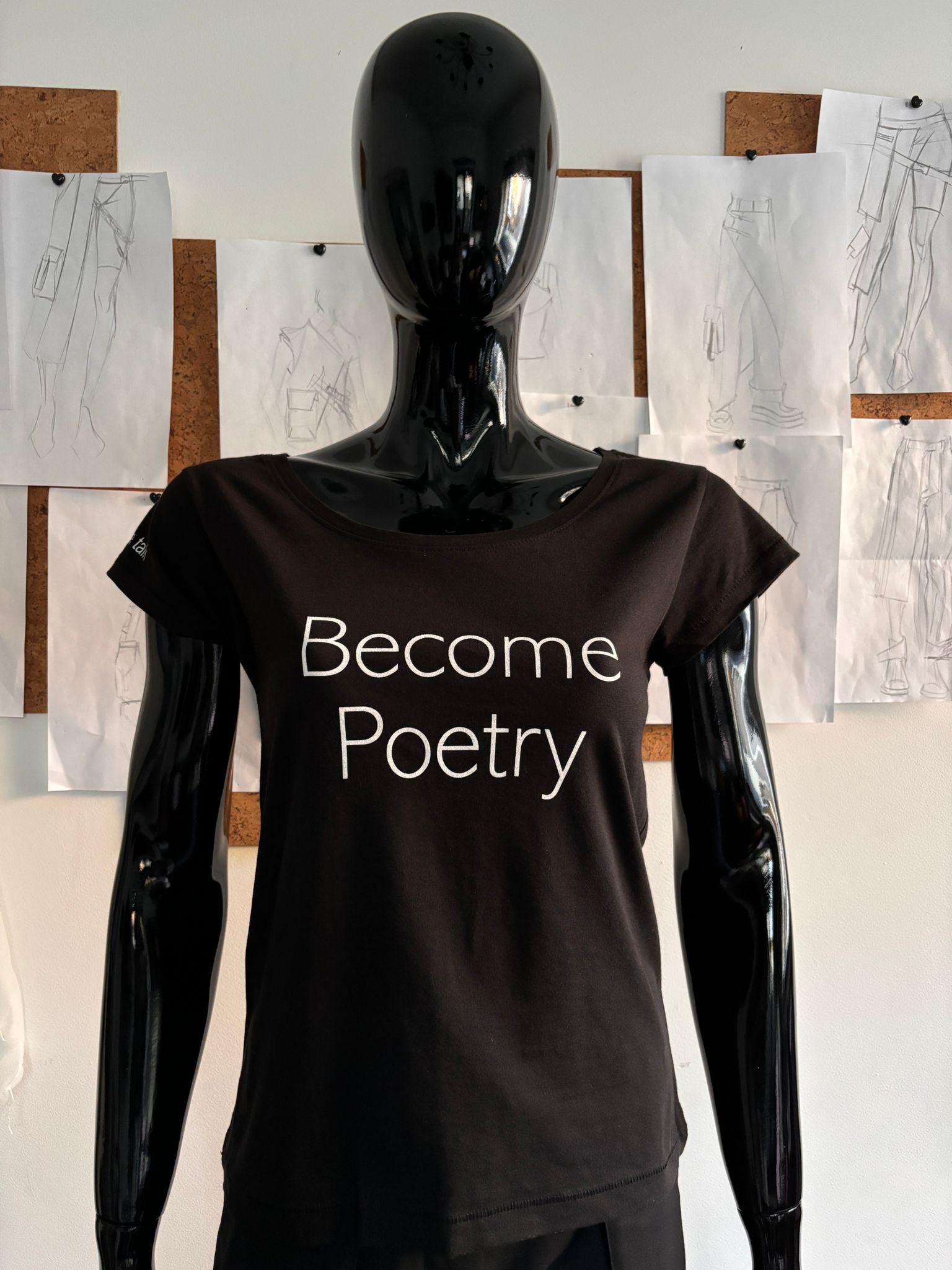 Tricou Become Poetry