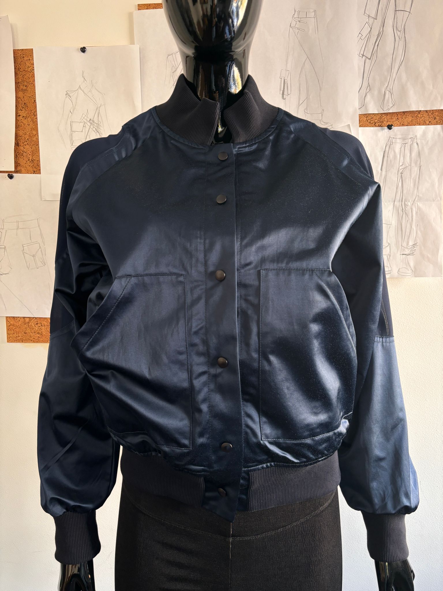 bleumarin jacket with cut-out details