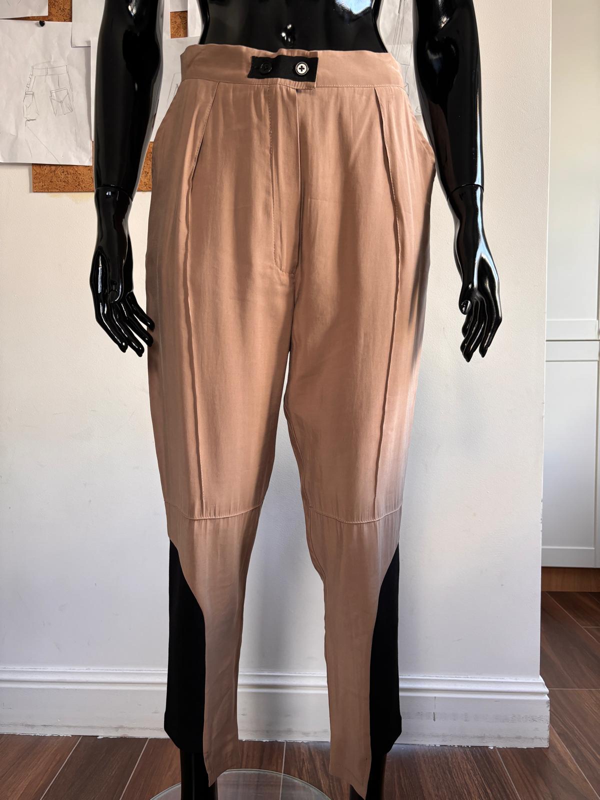 Camel Pants bt